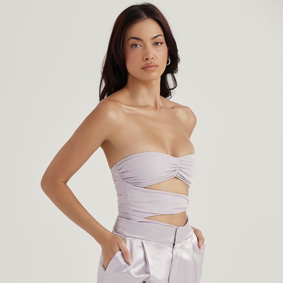 HOUSE OF CB 'Joie' Grey Flower Trimmed Bodysuit NWOT - Picture 4 of 8